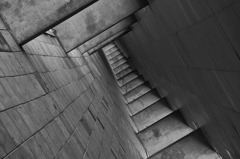 A concrete staircase in black and white